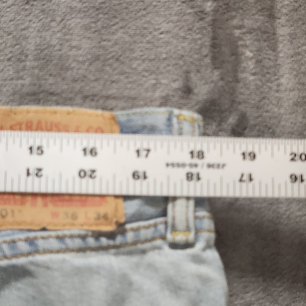 Levis 501 Jeans Mens 36x34Blue Button Fly Original Straight Light Waah Denim VTG - Picture 9 of 10